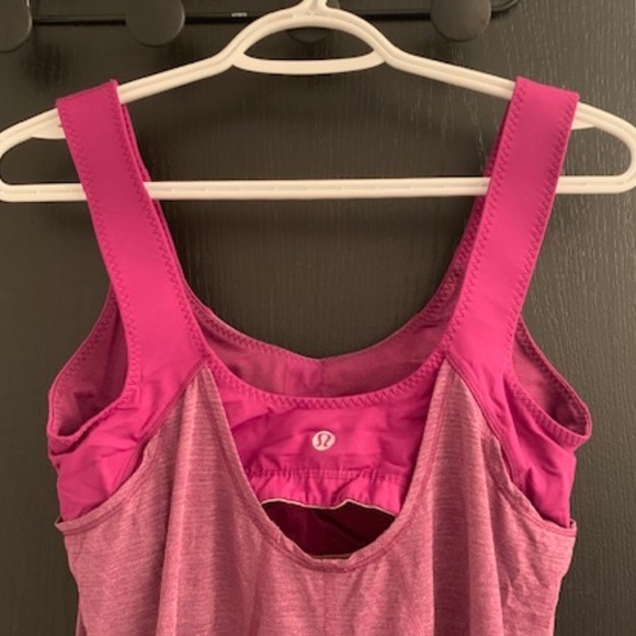 Lululemon tank with built-in bra - Picture 5 of 5